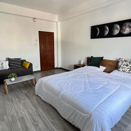 บ้านเทรเชอร์ Treasure House Bangkok Ngoại thất bức ảnh