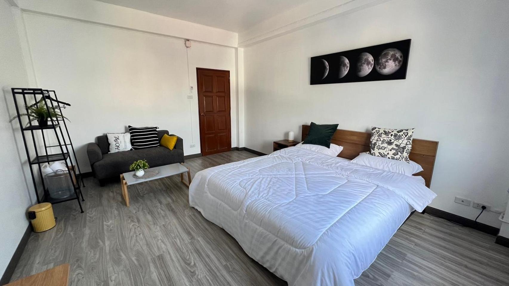 บ้านเทรเชอร์ Treasure House Bangkok Ngoại thất bức ảnh
